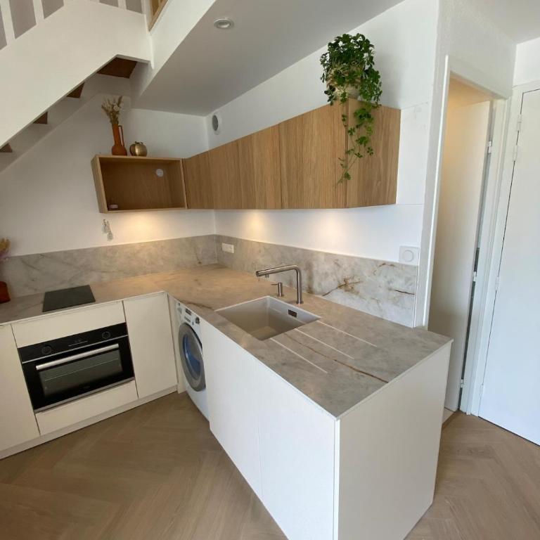 Appartement pieds dans l eau vue mer - Appartement 2 Chambres - 34