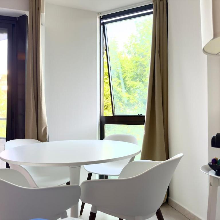 Spacious new studio and terrace - One-Bedroom Apartment - 6