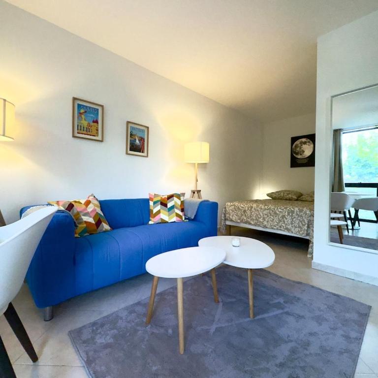 Spacious new studio and terrace - One-Bedroom Apartment - 22