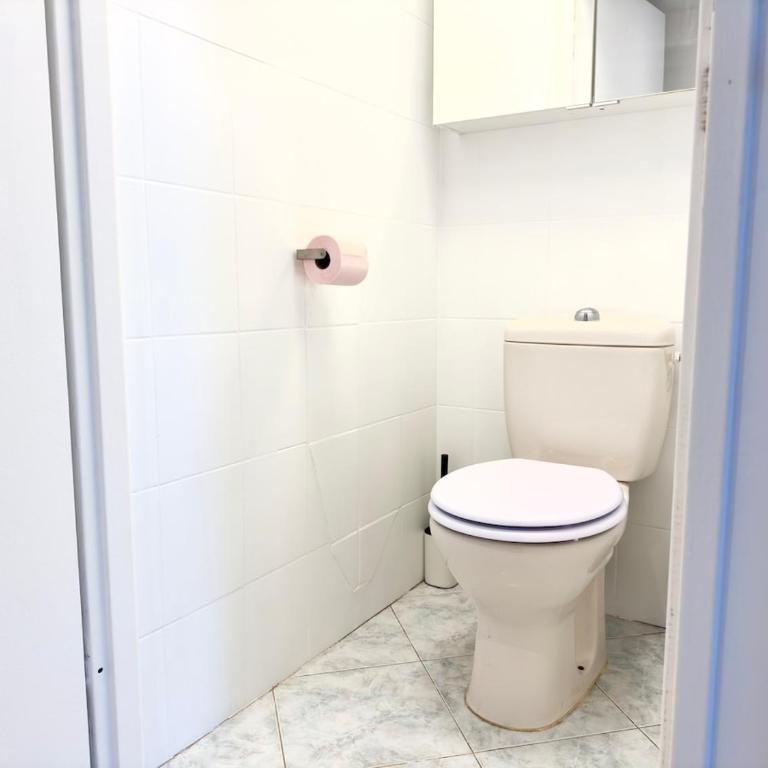 Spacious new studio and terrace - One-Bedroom Apartment - 26