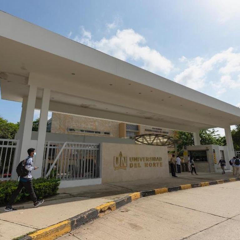 Apartamento con excelente ubicación al norte de Barranquilla - Apartamento de 3 dormitorios - 23