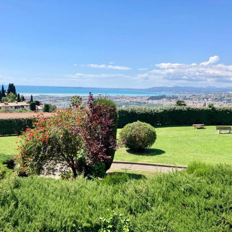Quiet Flat with view and Swimming pool - Appartement 1 Chambre - Vue sur Mer - 6