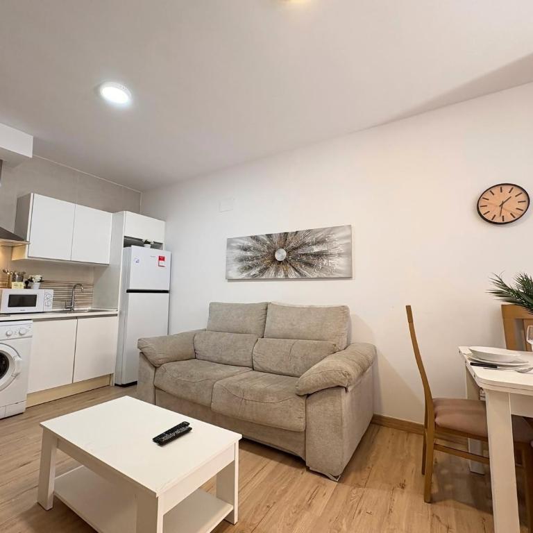 Duplex Huelin II & Beach - One-Bedroom Apartment - 15