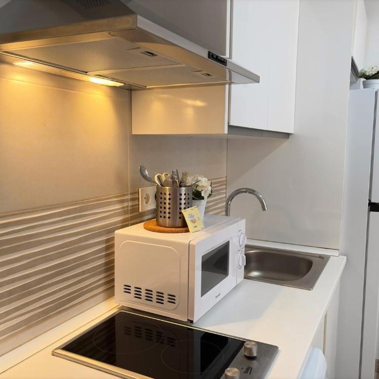 Duplex Huelin II & Beach - One-Bedroom Apartment - 16