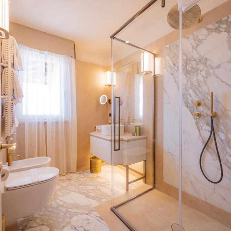 Hotel Belvedere - Appartamento Deluxe con 2 Camere da Letto e Balcone - 6
