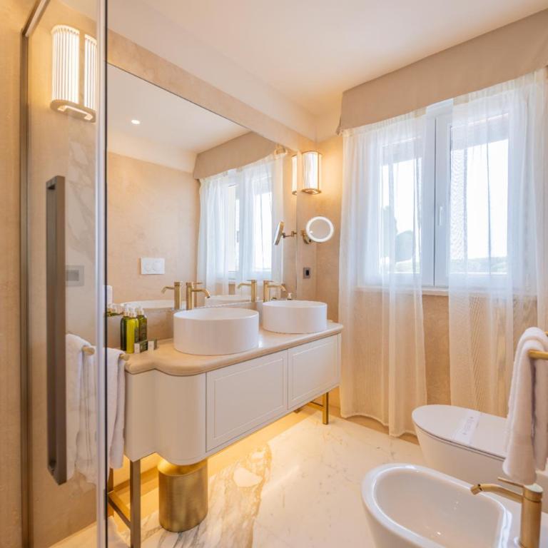 Hotel Belvedere - Appartamento Deluxe con 2 Camere da Letto e Balcone - 7