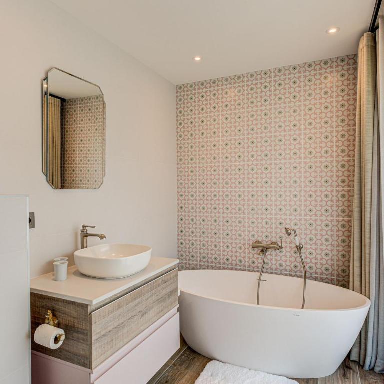 Chalet Papillon, Alpes Agency, Detached Chalet, Les Praz, Sleeps 8-10 - Chalet - 27