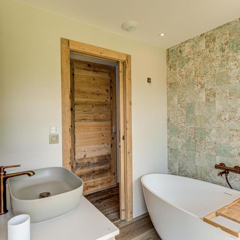 Chalet Papillon, Alpes Agency, Detached Chalet, Les Praz, Sleeps 8-10 - Chalet - 19