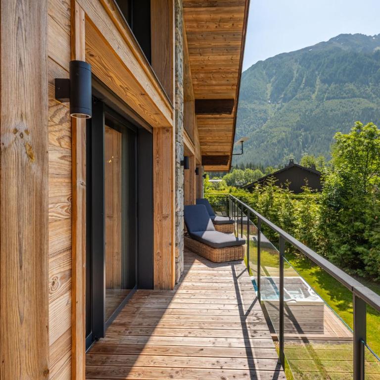 Chalet Papillon, Alpes Agency, Detached Chalet, Les Praz, Sleeps 8-10 - Chalet - 44