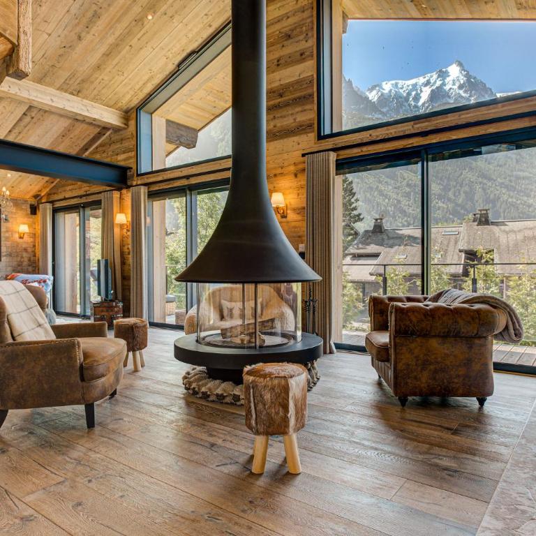 Chalet Papillon, Alpes Agency, Detached Chalet, Les Praz, Sleeps 8-10 - Chalet - 2