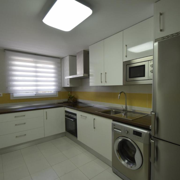 Flawless near the Marina - Two-Bedroom Apartment - 7
