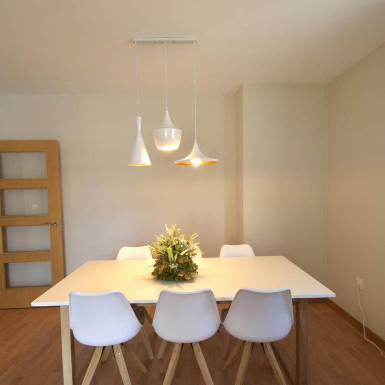 Flawless near the Marina - Two-Bedroom Apartment - 2