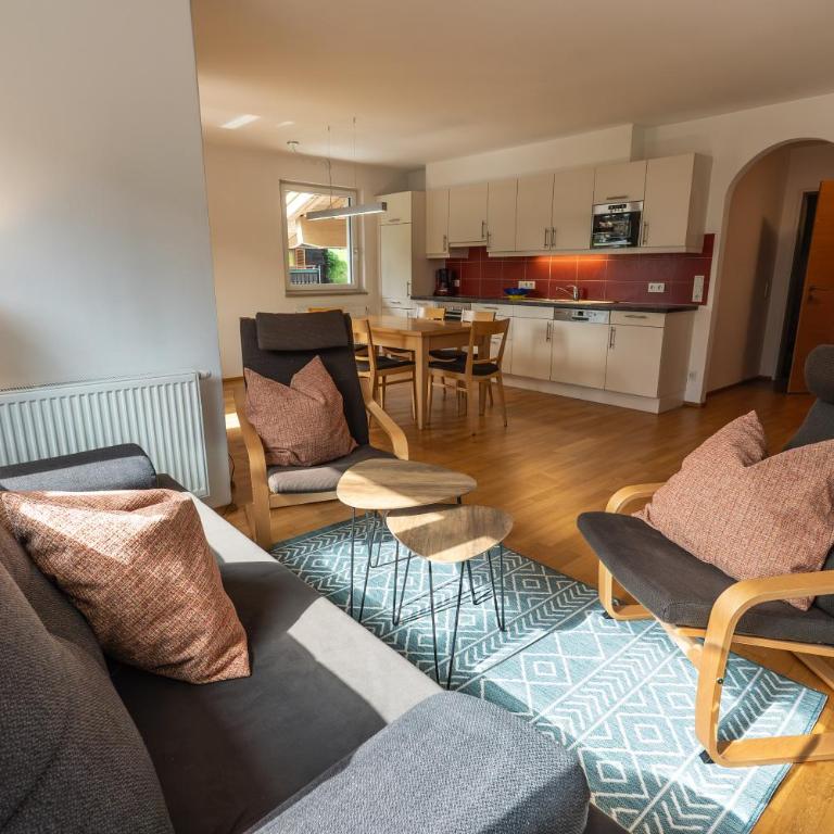 Appartements MaLo by we rent, VIEHHOFEN SUMMERCARD INCLUDED - Apartment mit 2 Schlafzimmern und Bergblick - 5