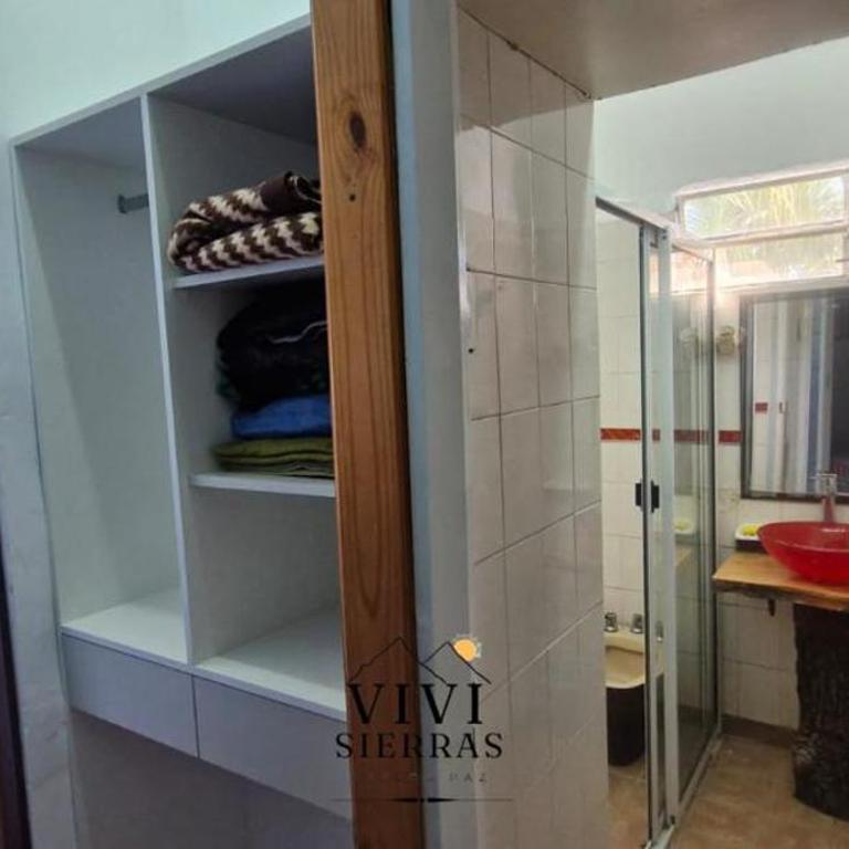 Vivisierras, Cabañas Santa Rita, Villa Carlos Paz, pileta privada climatizada opcional, a metros del lago - Apartamento de 2 dormitorios - 32