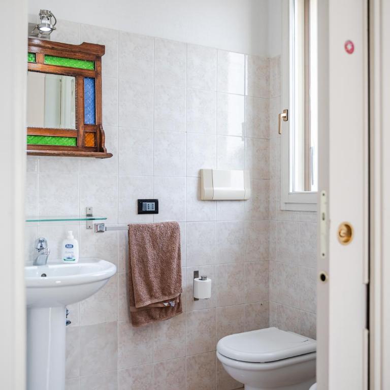 BALDA HOUSE, covered and heated pool Only for you - Three-Bedroom Vacation Home - 35