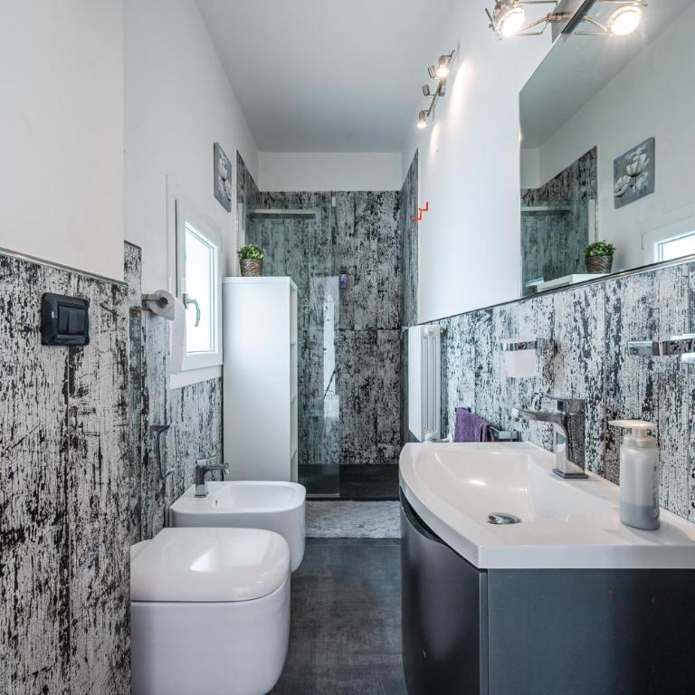 BALDA HOUSE, covered and heated pool Only for you - Three-Bedroom Vacation Home - 22