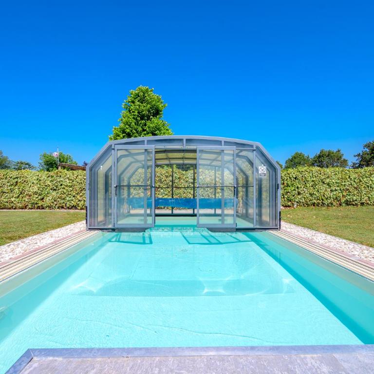 BALDA HOUSE, covered and heated pool Only for you - Three-Bedroom Vacation Home - 68