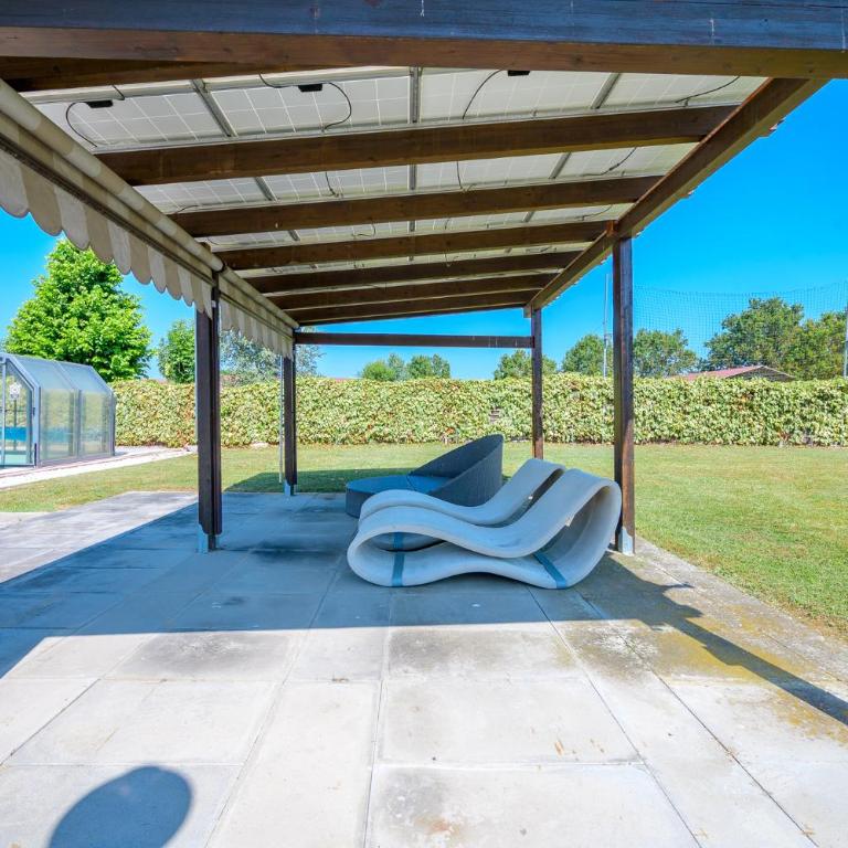 BALDA HOUSE, covered and heated pool Only for you - Three-Bedroom Vacation Home - 70