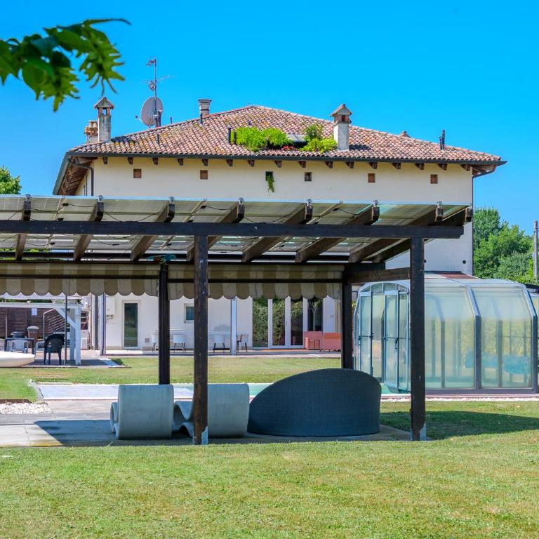 BALDA HOUSE, covered and heated pool Only for you - Three-Bedroom Vacation Home - 69