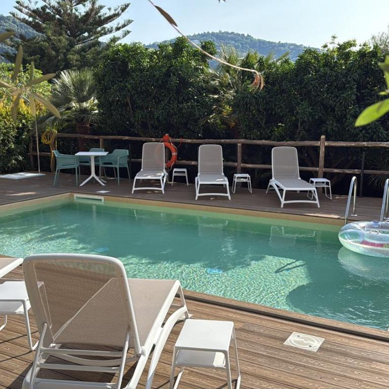 Eterea Charming Suites - Deluxe Double Room with Sea View - 1