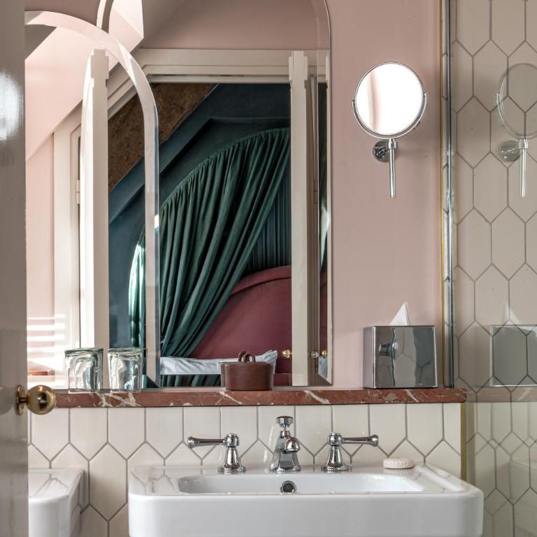 Grands Boulevards Experimental - Suite Junior - Mansardée - 5