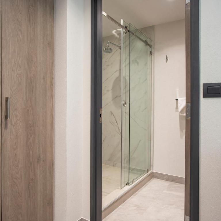 Holiday Inn Express Guadalajara Expo by IHG - Habitación Estándar - 4