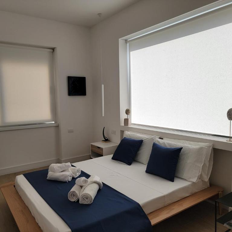 officina23 HOME GALLERY art & wellness SUITE - Camera King Deluxe - 3
