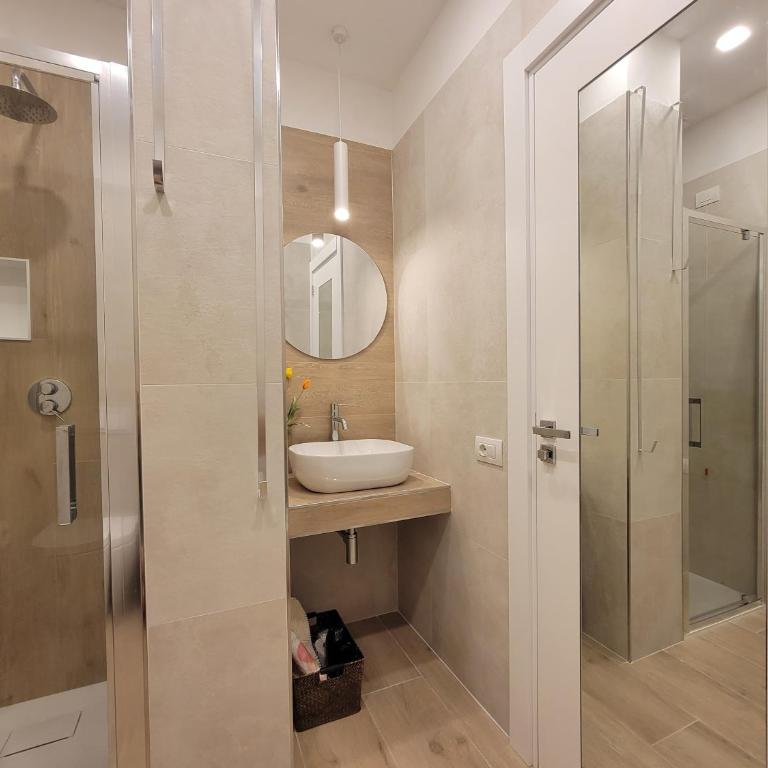 officina23 HOME GALLERY art & wellness SUITE - Camera Deluxe - 6
