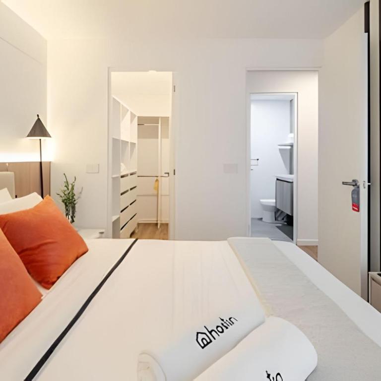 Edificio Los Pinos - Two-Bedroom Deluxe Apartment with Balcony - 10