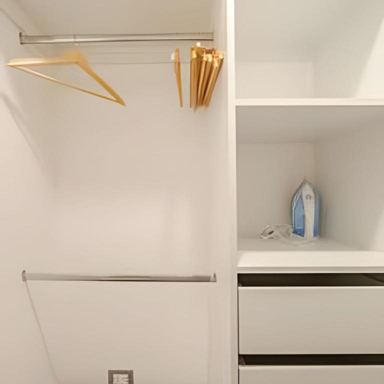 Edificio Los Pinos - One-Bedroom Superior Apartment - 9