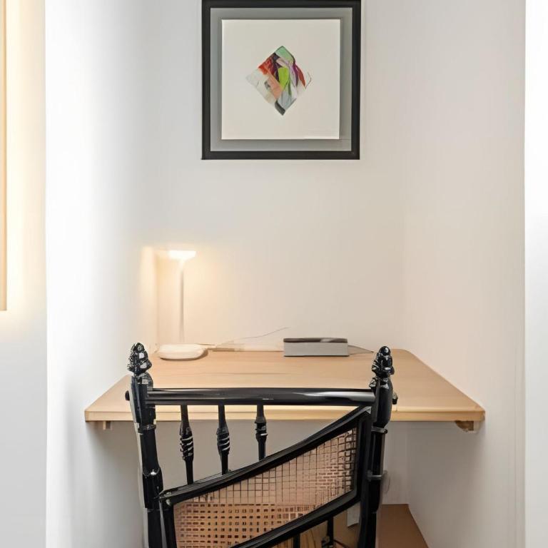 Edificio Los Pinos - One-Bedroom Superior Apartment - 31