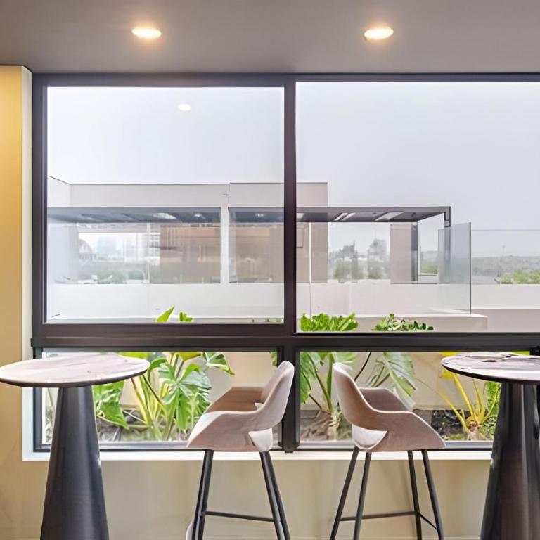 Edificio Los Pinos - One-Bedroom Superior Apartment - 60