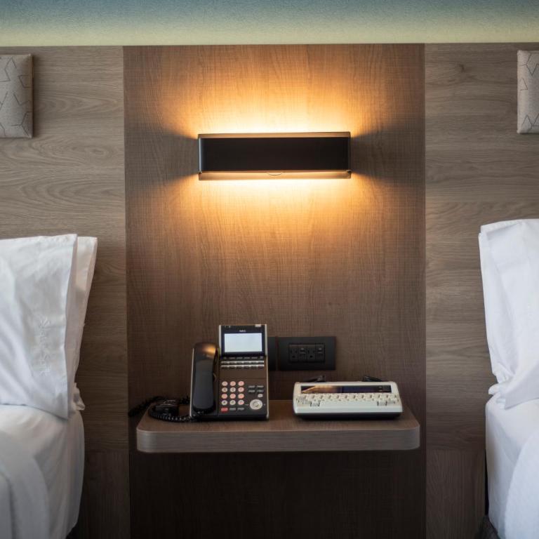 Holiday Inn Express Guadalajara Expo by IHG - Habitación Doble Estándar adaptada para personas de movilidad reducida - 2 camas dobles - 5
