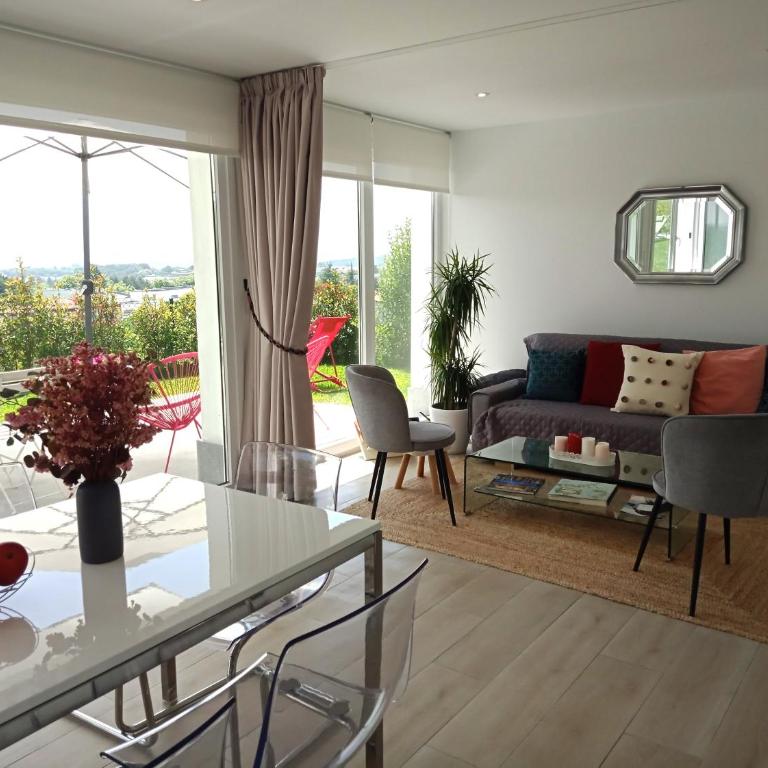 LAR JARDÍN - Casas independientes con parking privado - Casa de 2 dormitorios - 3