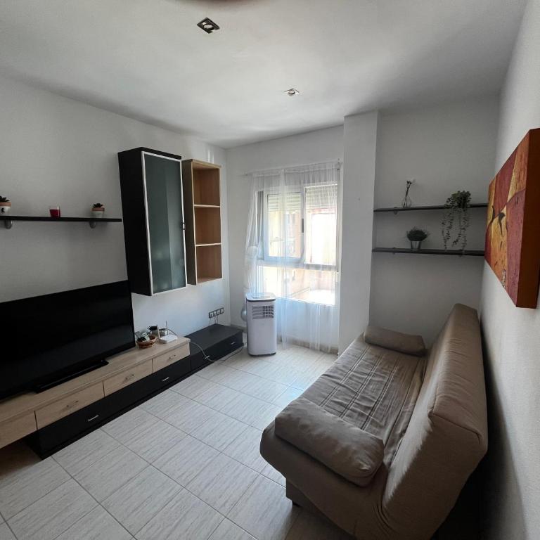 Cerca del mar, ascensor, descuentos semanales 4 personas - One-Bedroom Apartment - 3