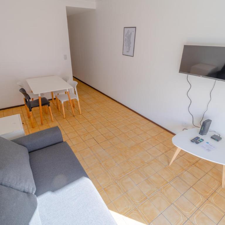 Check and Home - Bolivar II - 4 Huéspedes Amplio y Céntrico con Balcón - Apartamento de 1 dormitorio - 4