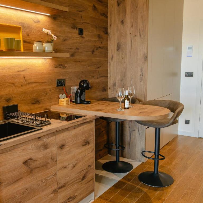 Luna Residence - One-Bedroom Apartment - 7