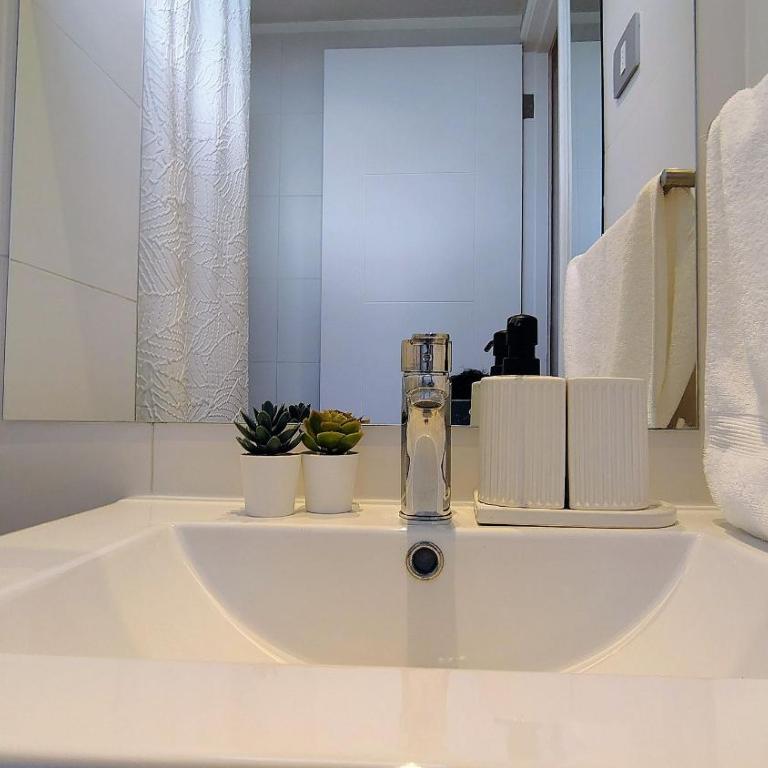 Hermoso y moderno frente a Plaza Egaña - Apartamento - 12