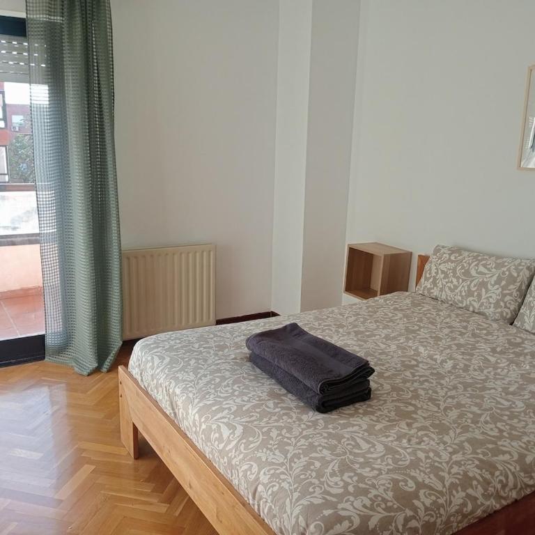 Apartmento con parking Madrid barajas ifema metropolitano - One-Bedroom Apartment - 1