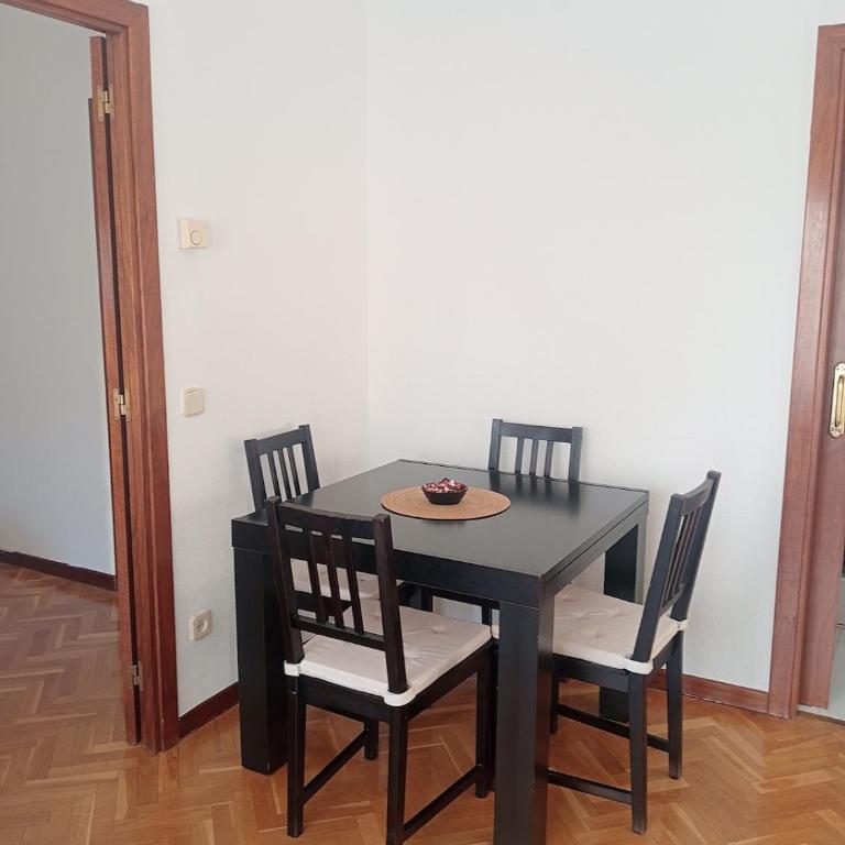 Apartmento con parking Madrid barajas ifema metropolitano - One-Bedroom Apartment - 5