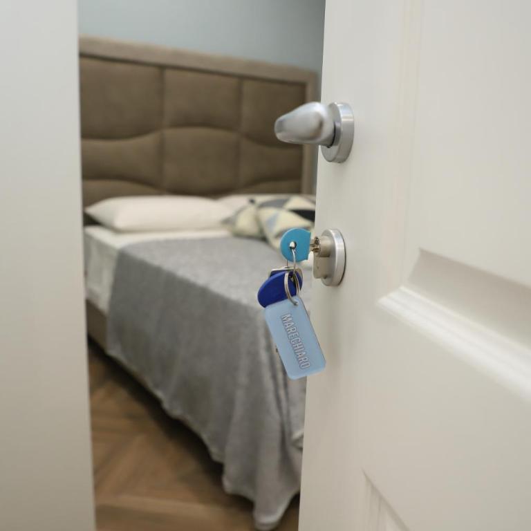 Partenope's Rooms - Camera Matrimoniale Deluxe con Balcone - 4