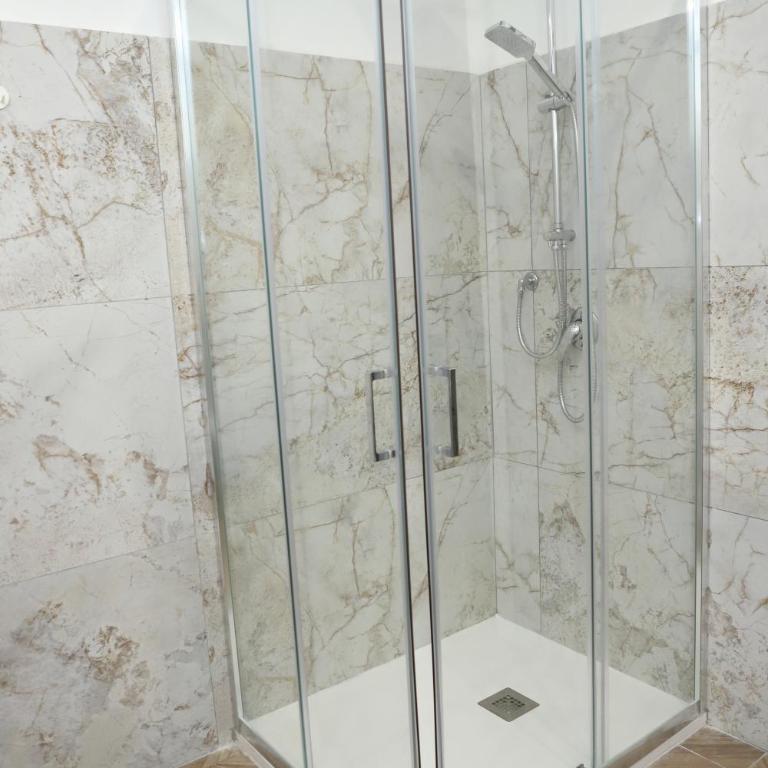 Partenope's Rooms - Camera Tripla Deluxe - 12