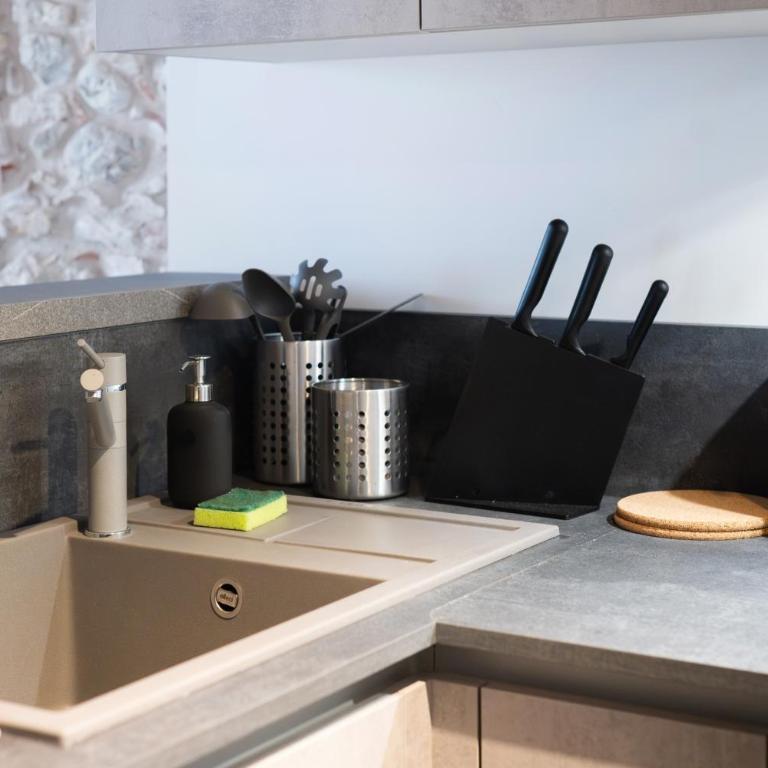 Borgo Gemona Luxury Suites - Appartamento con 2 Camere da Letto - 28