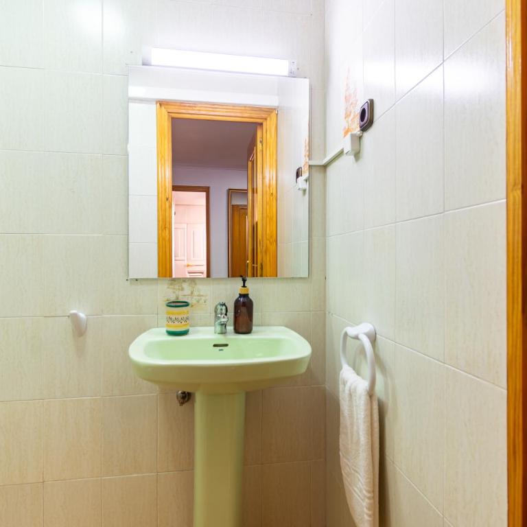 Plaza España y Playa La Colonia - by Aloha Palma - Apartamento - 39