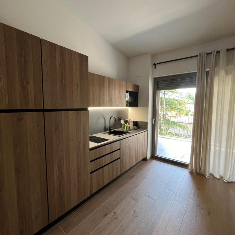 YUGOGO PETRARCA 1 - Trilocale con balcone - Two-Bedroom Apartment - 12