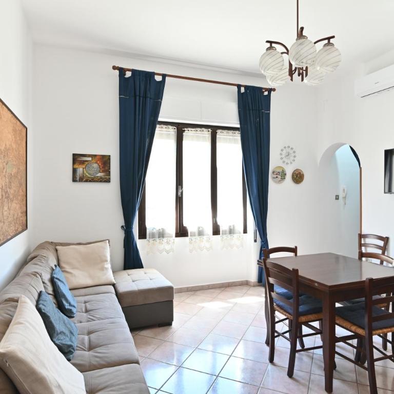 IzzHome BiHappy - Appartamento con 1 Camera da Letto - 1