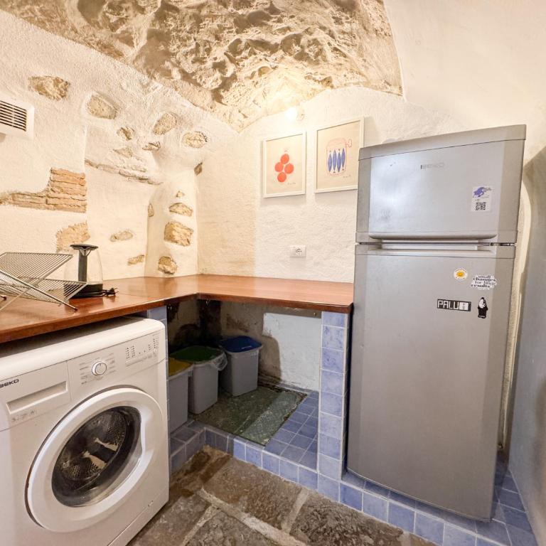 Kalma Arched Loft - Unique Brick Vault in City Heart - One-Bedroom Apartment - 12