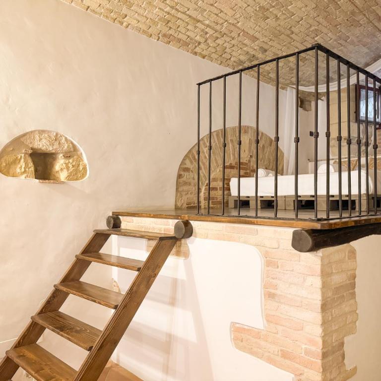 Kalma Arched Loft - Unique Brick Vault in City Heart - One-Bedroom Apartment - 5