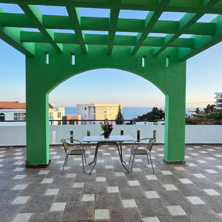 Sea La Vie Apartments - Two-Bedroom Apartment with Terrace - 9
