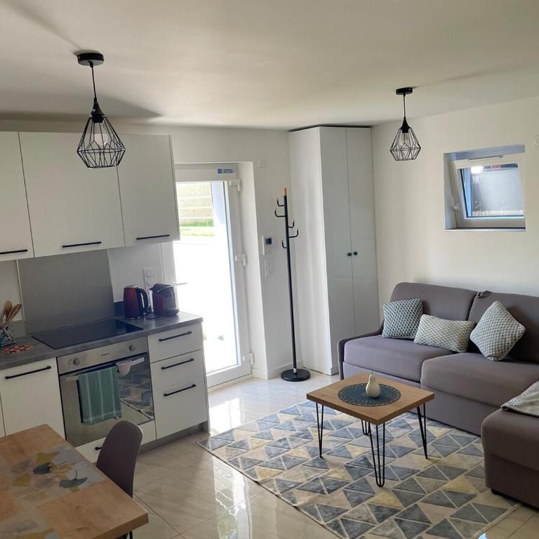 Charment 2 Pièces tout équipé Proche Centre Ville - Appartement 2 Chambres - 1